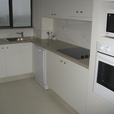 Surfers Century Oceanside Apartments Gold Coast Esterno foto