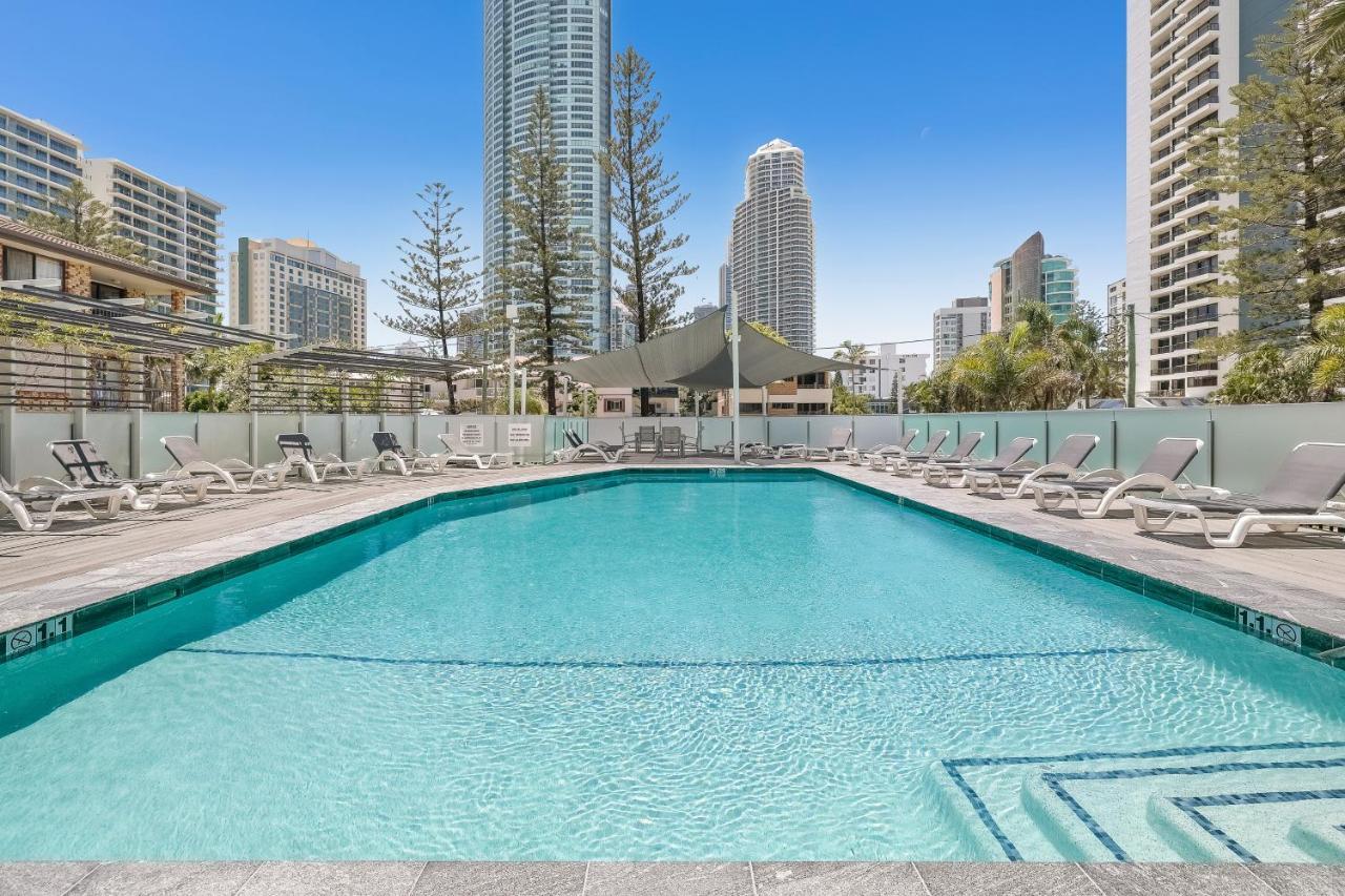 Surfers Century Oceanside Apartments Gold Coast Esterno foto