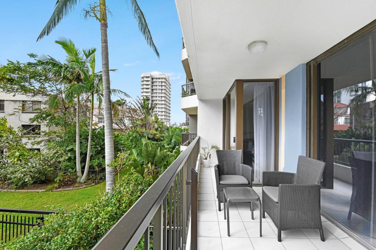 Surfers Century Oceanside Apartments Gold Coast Esterno foto