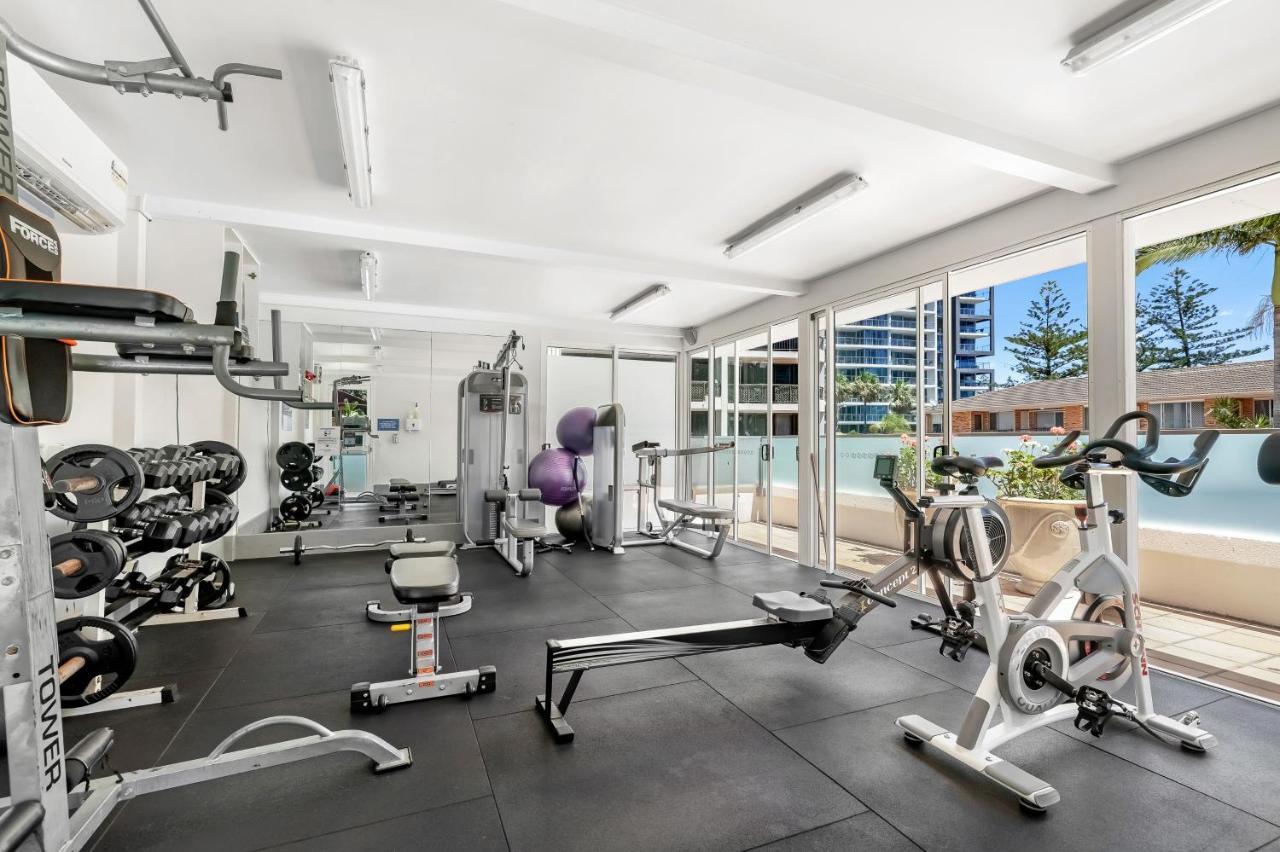 Surfers Century Oceanside Apartments Gold Coast Esterno foto