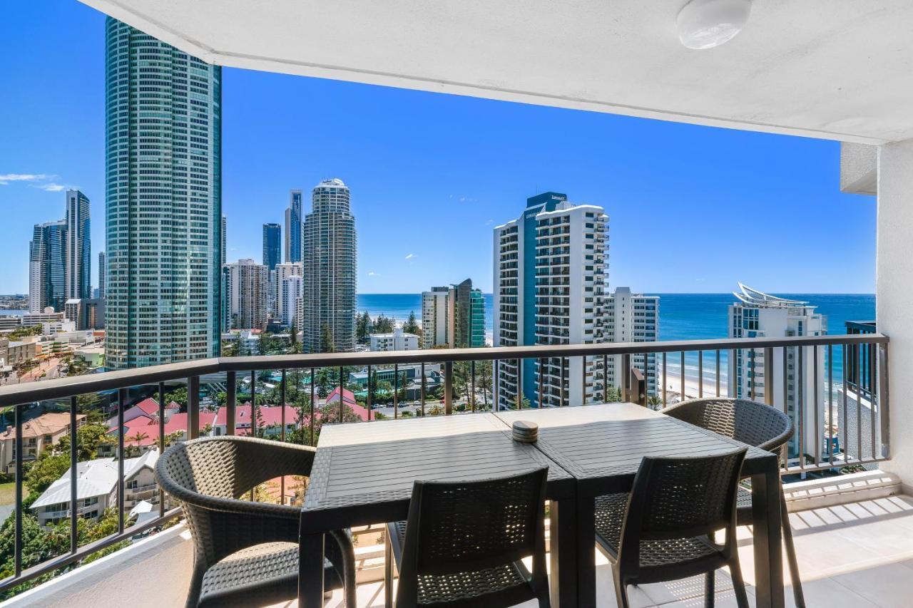 Surfers Century Oceanside Apartments Gold Coast Esterno foto