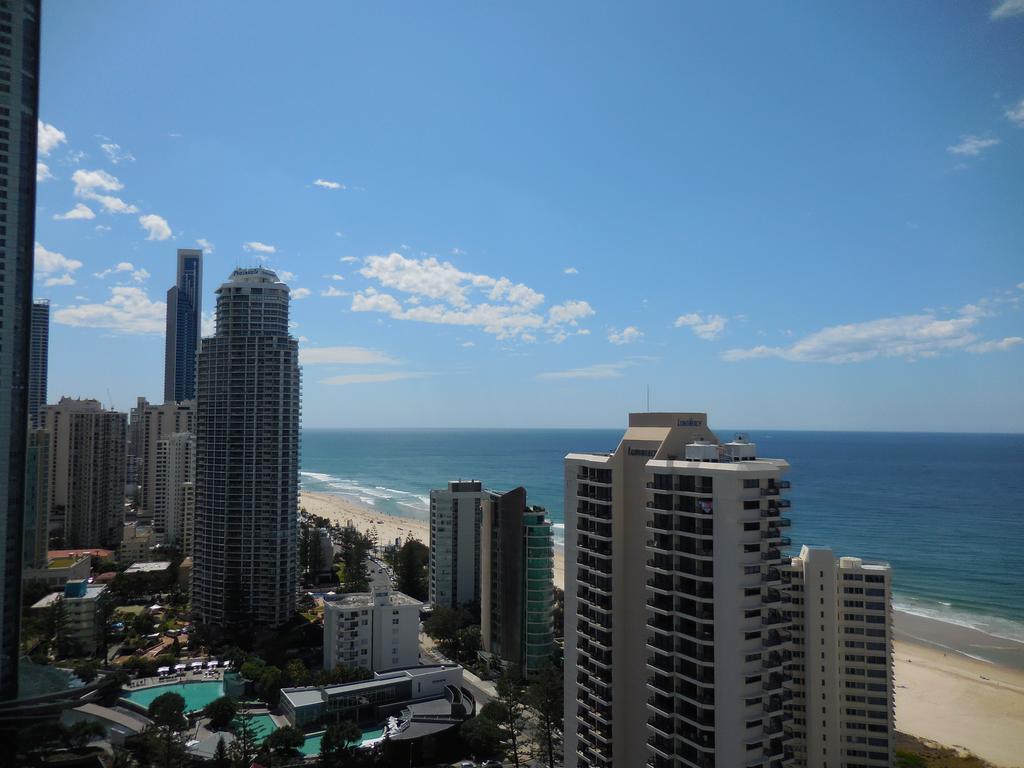 Surfers Century Oceanside Apartments Gold Coast Esterno foto