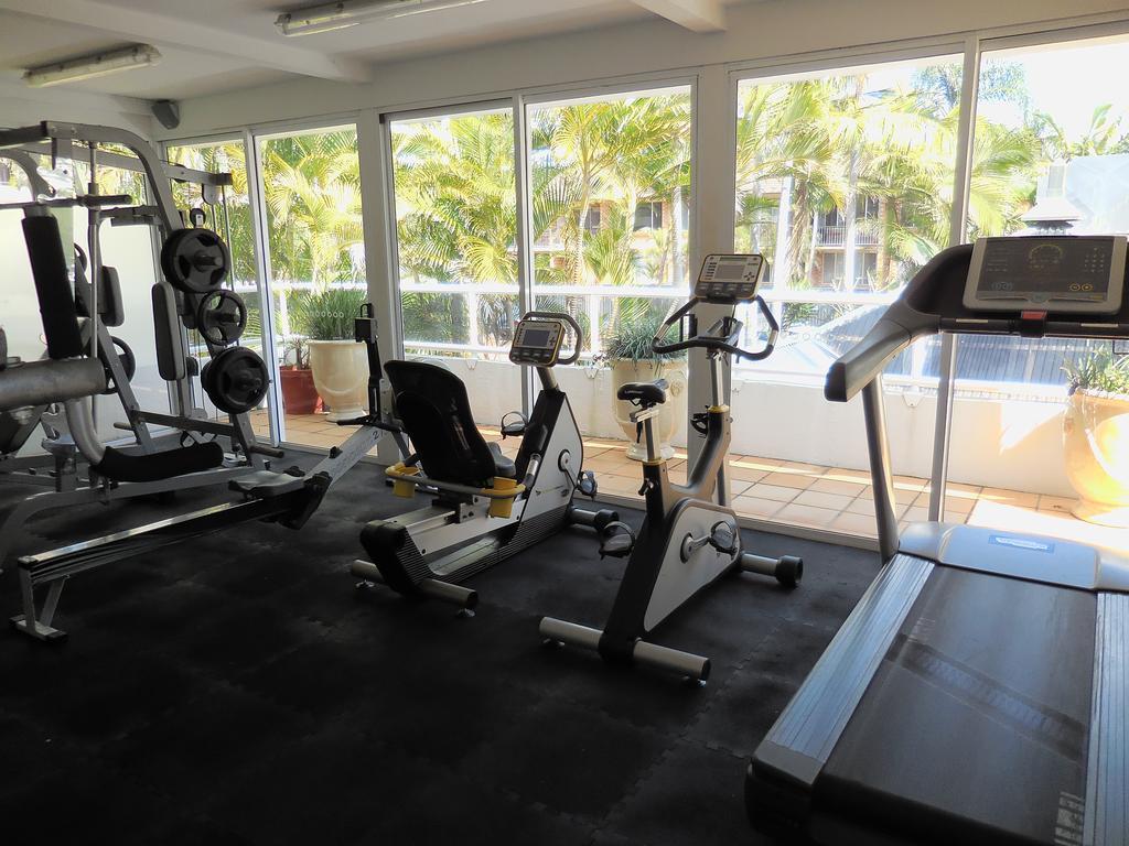 Surfers Century Oceanside Apartments Gold Coast Esterno foto