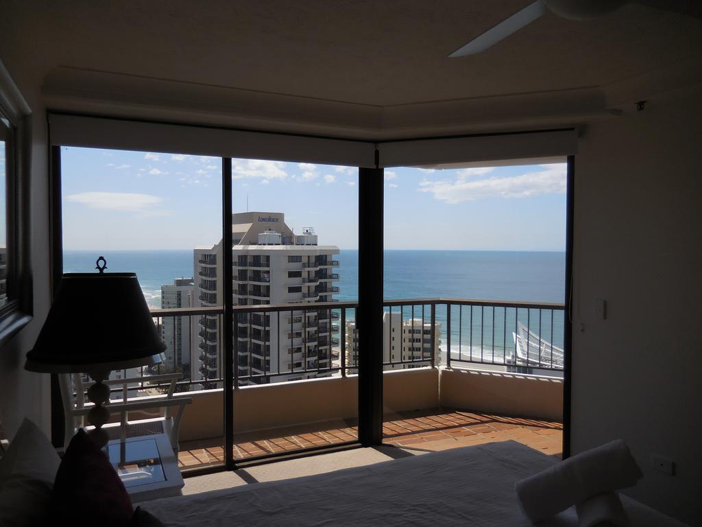 Surfers Century Oceanside Apartments Gold Coast Esterno foto